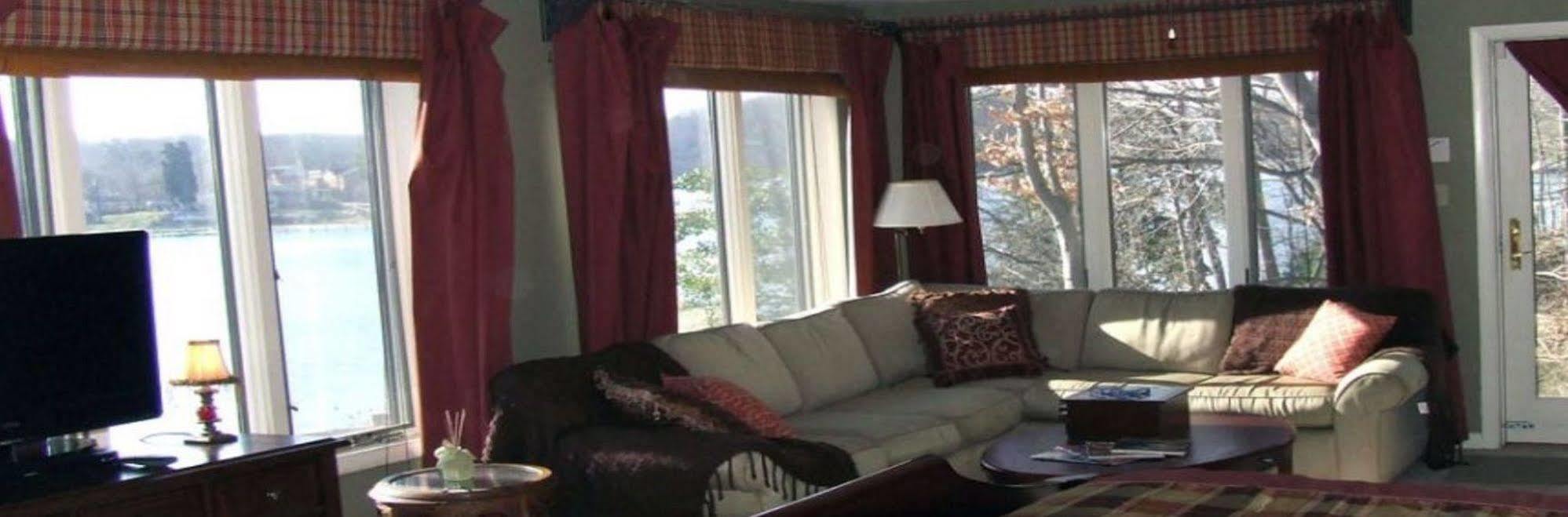 Laurel Grove Inn Riva Buitenkant foto